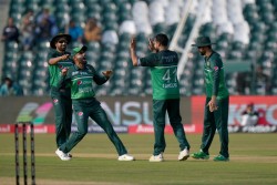 पाकिस्तानले बंगलादेशलाई ७ विकेटले हरायो